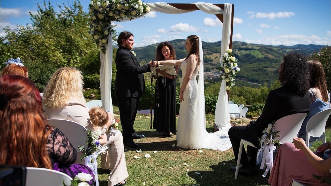 Medieval Wedding in Giomici castle - Umbria Italy