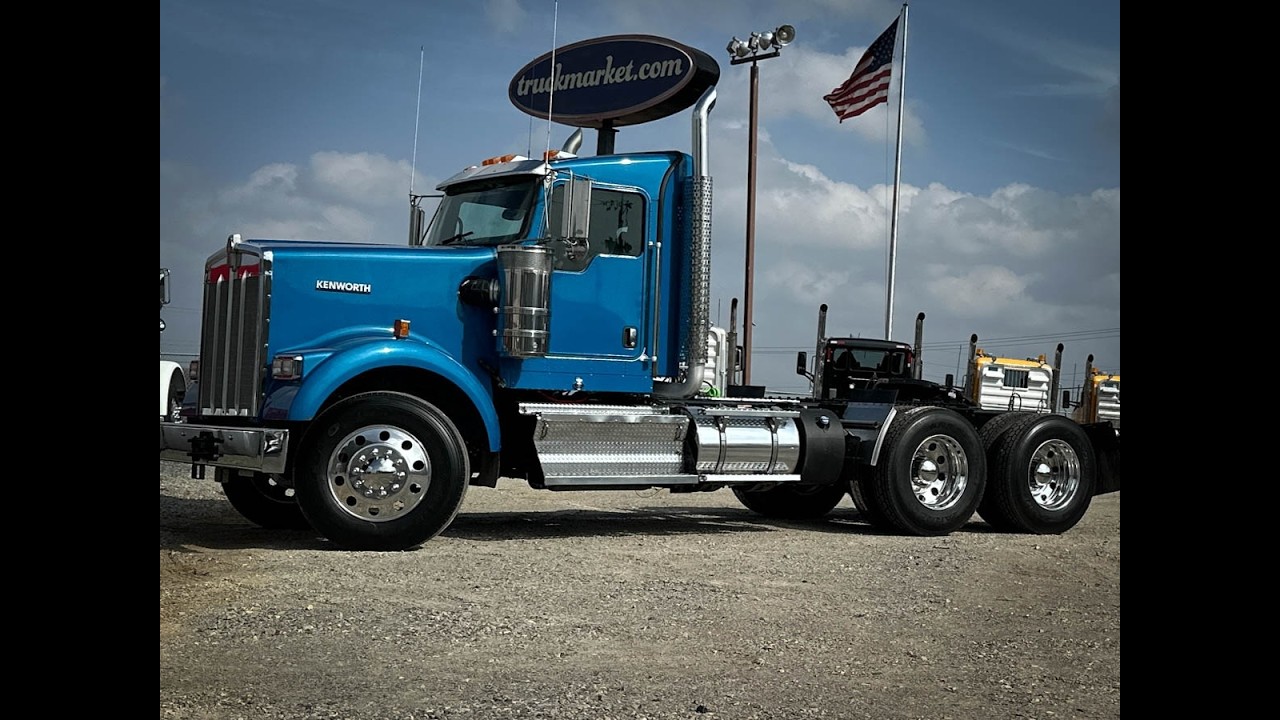 2023 Kenworth W900 Daycab