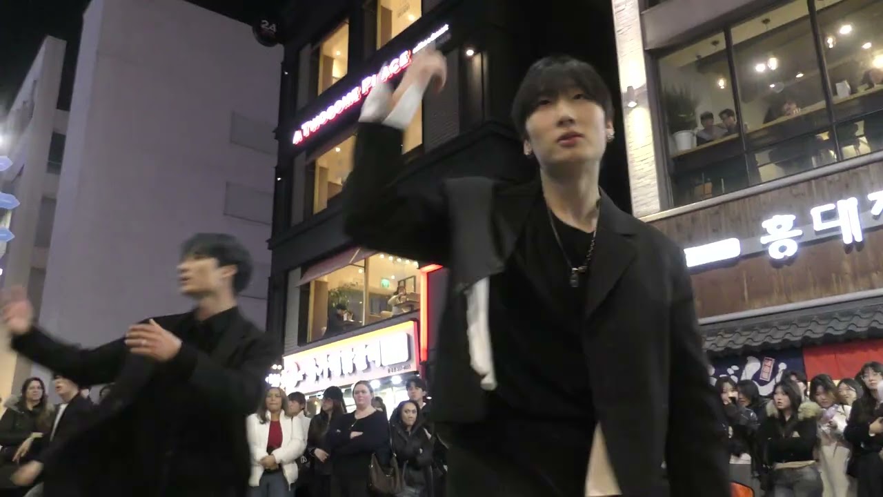260225 Korean kpop performance team M_OCEAN (모션) - 90's Love (NCT U) Hongdae Busking