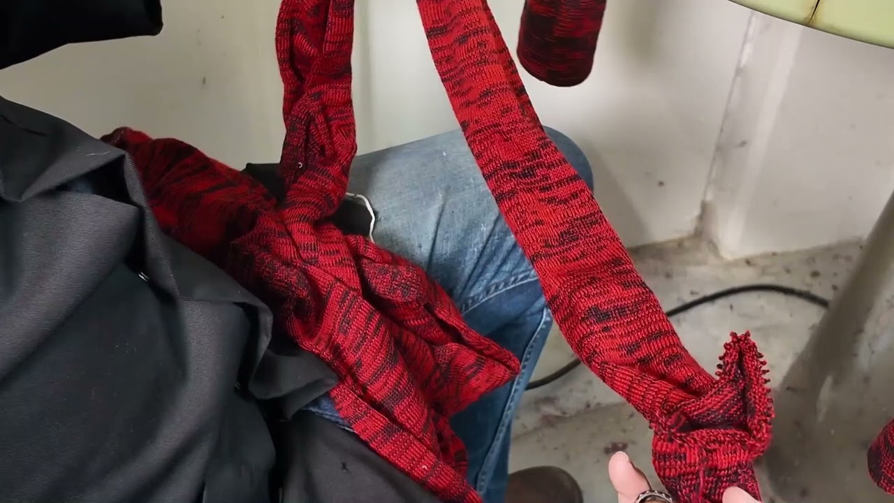 Strickwarenherstellung mit historischen Maschinen