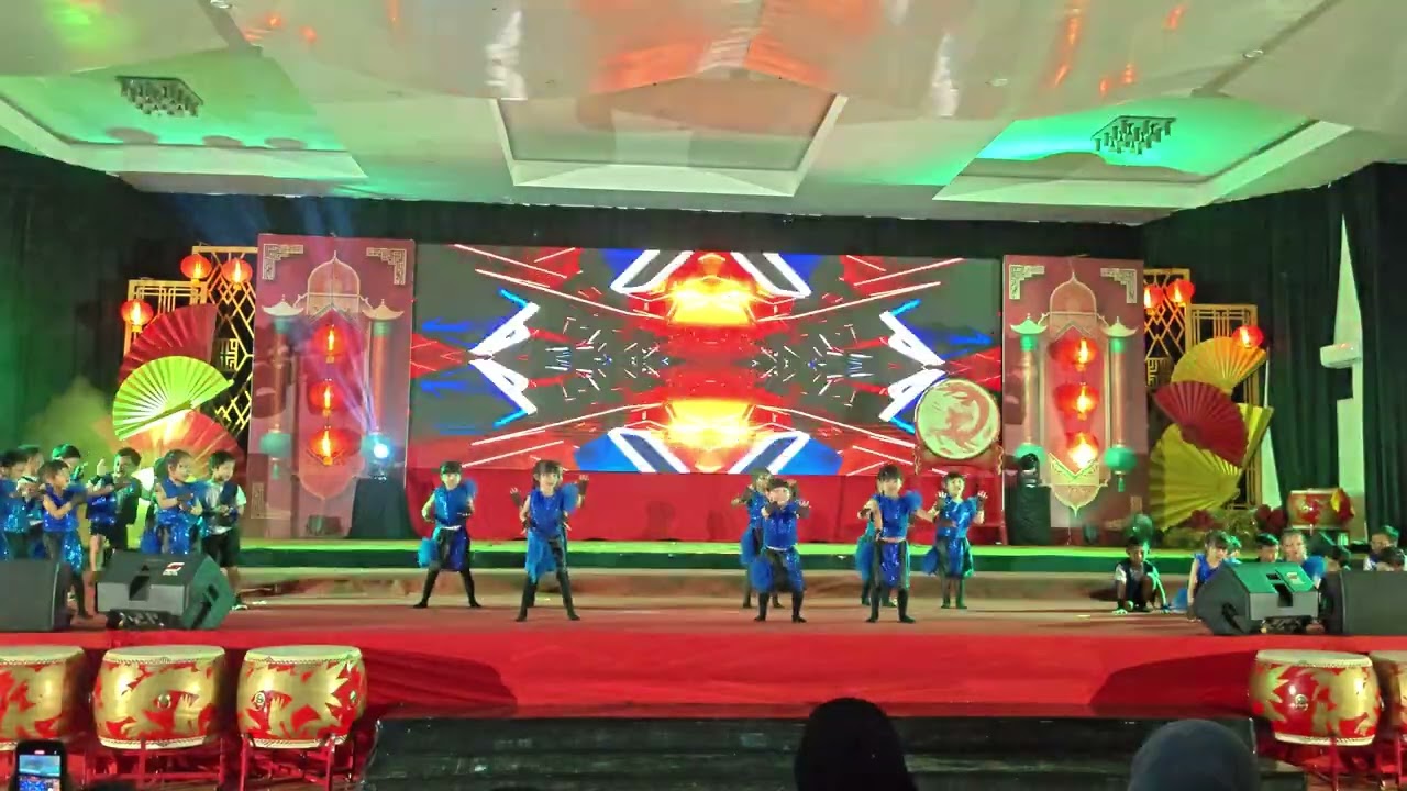Aileen dan kawan-kawan TK Rukun Harapan