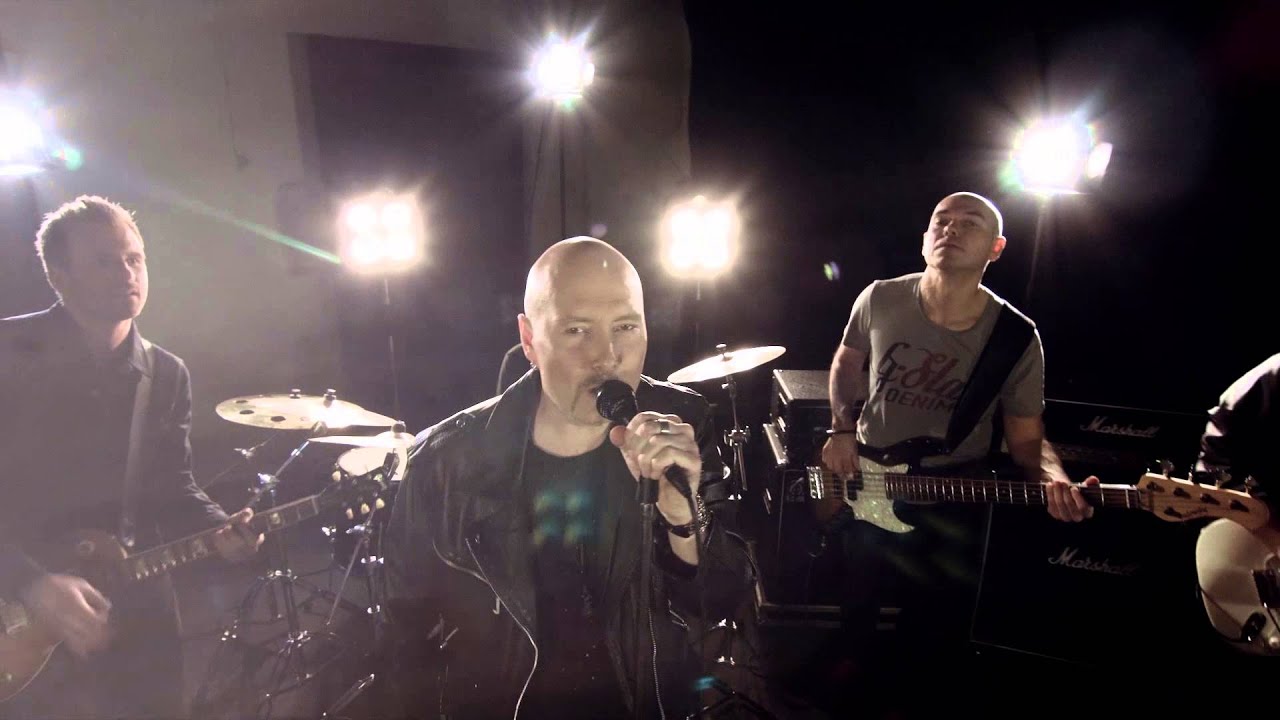 Sonic Station - Love Clash (Extended version) (Official video)