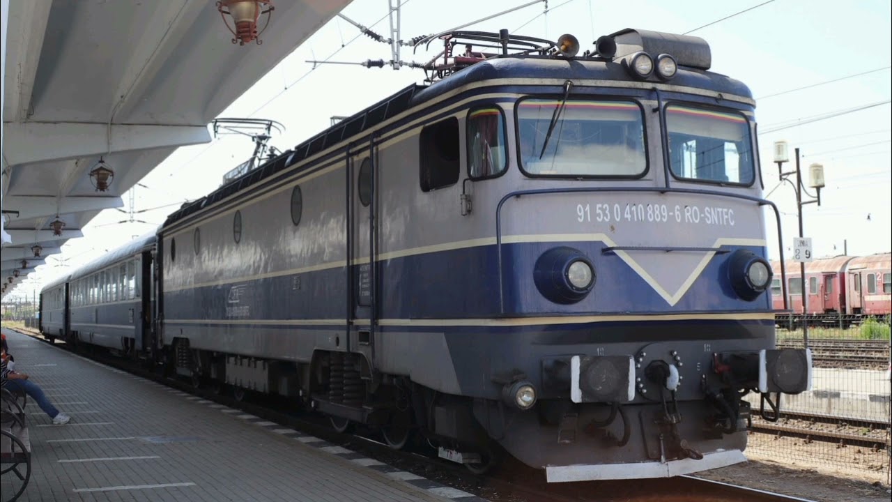 Viaje en tren - Luna Cantina