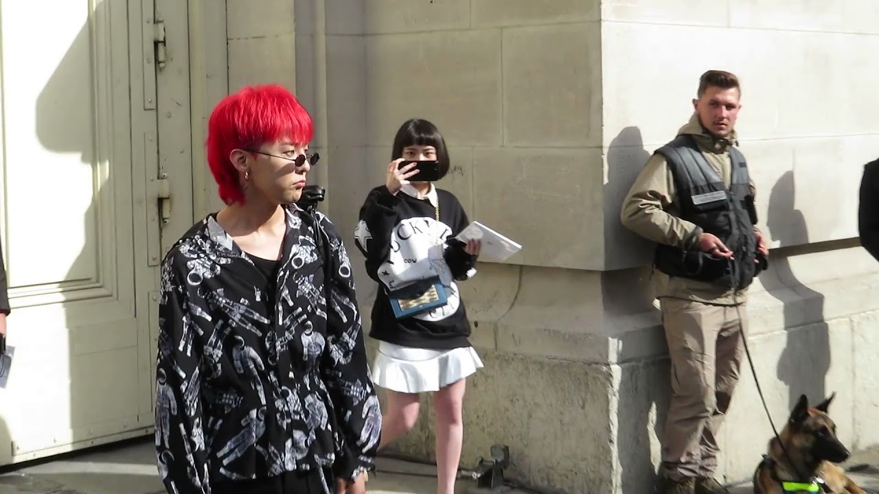 G DRAGON CHANEL | Spring Summer 2018 FASHION SHOW IN PARIS