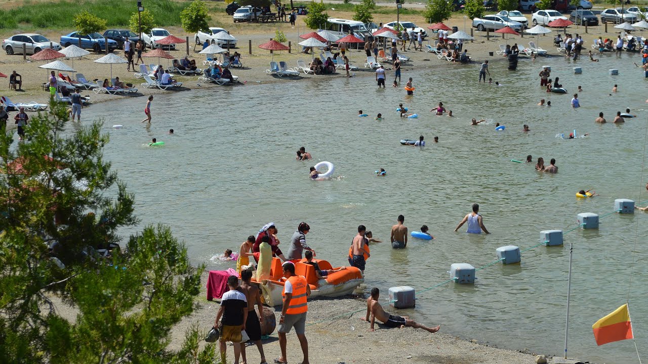 Doğu Anadolu'nun yaz tatili merkezi; Hazar Gölü
