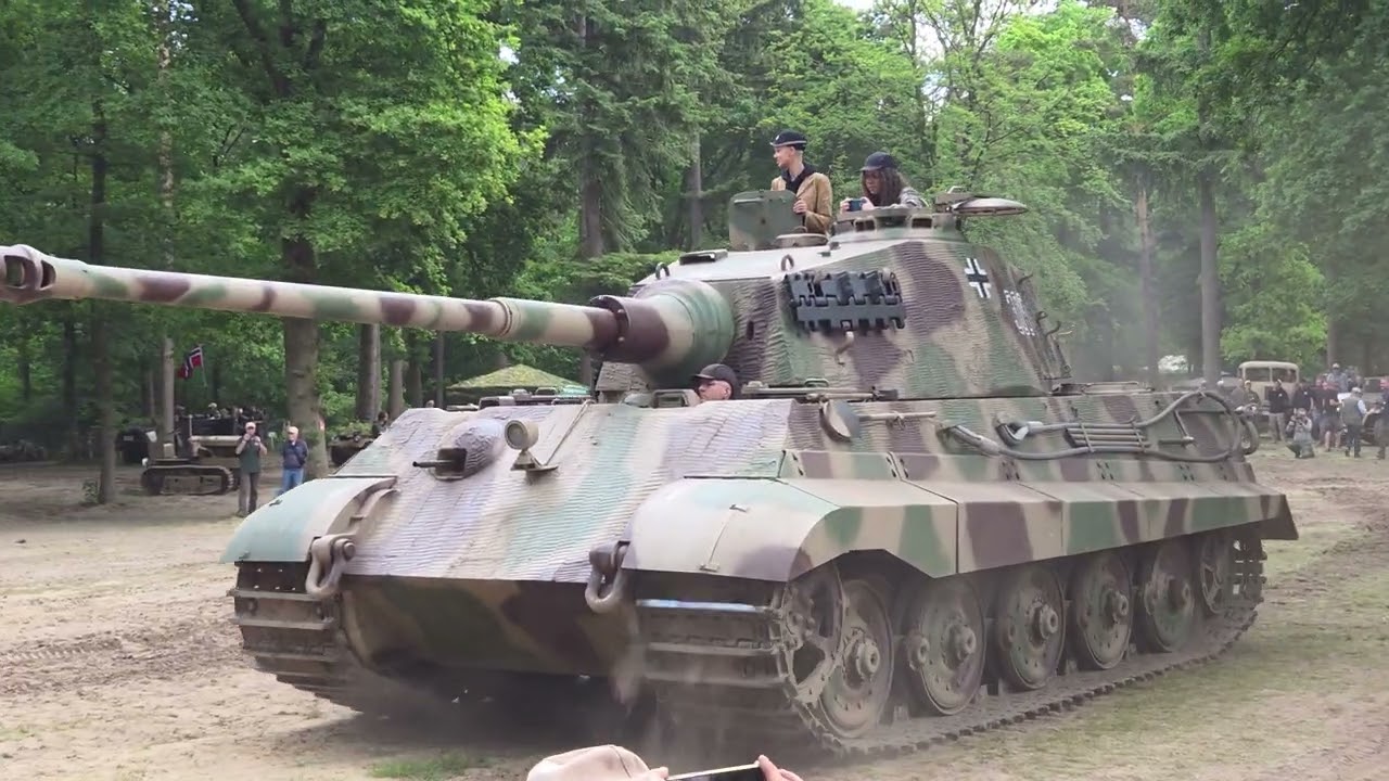 Panzerkampfwagen Tiger Ausf. B Tiger II 