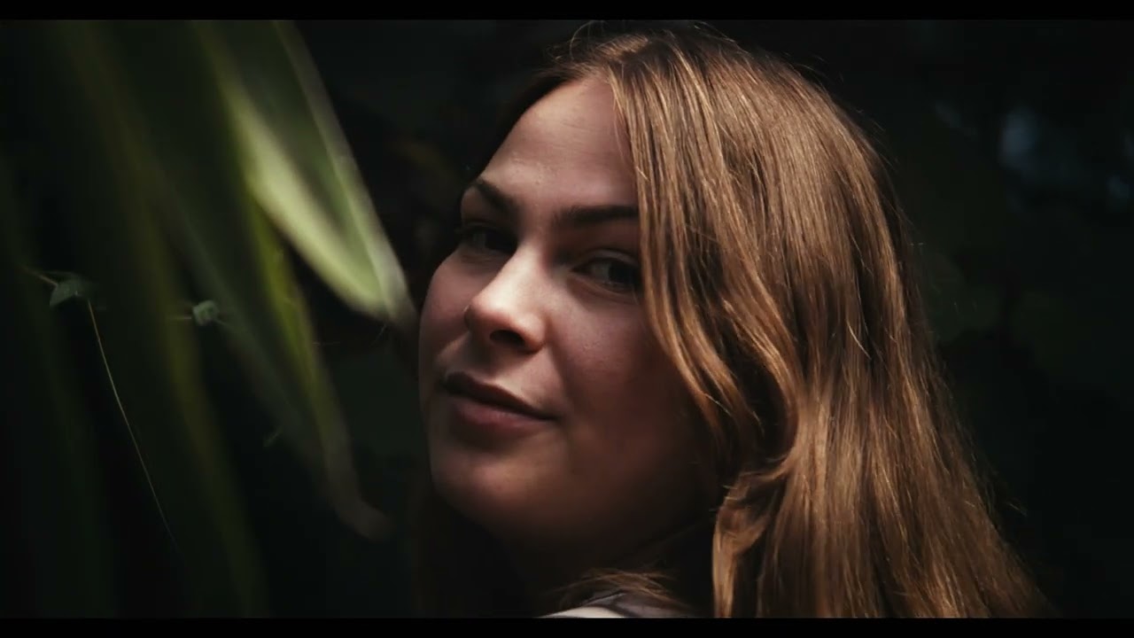 FLORA | RED Scarlet MX