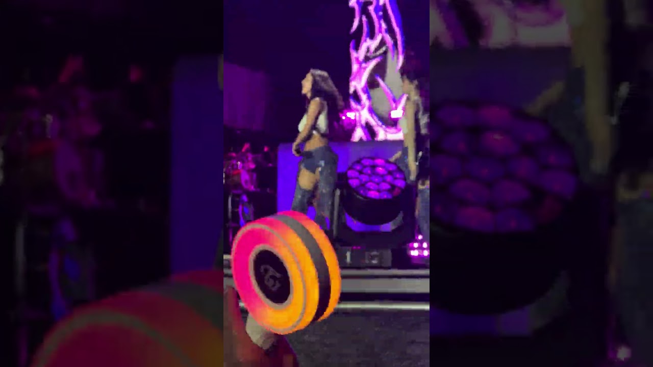 @TWICE performs I Can’t Stop Me at Lollapalooza 2025 (Encore) #lollapalooza #twice #kpop p