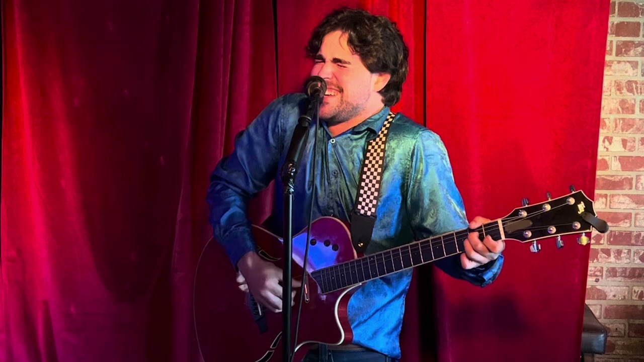 Performing Kansas’ Dust in the Wind