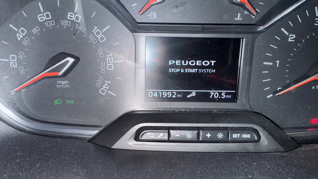 Peugeot Rifter Service light reset. Spanner warning light.