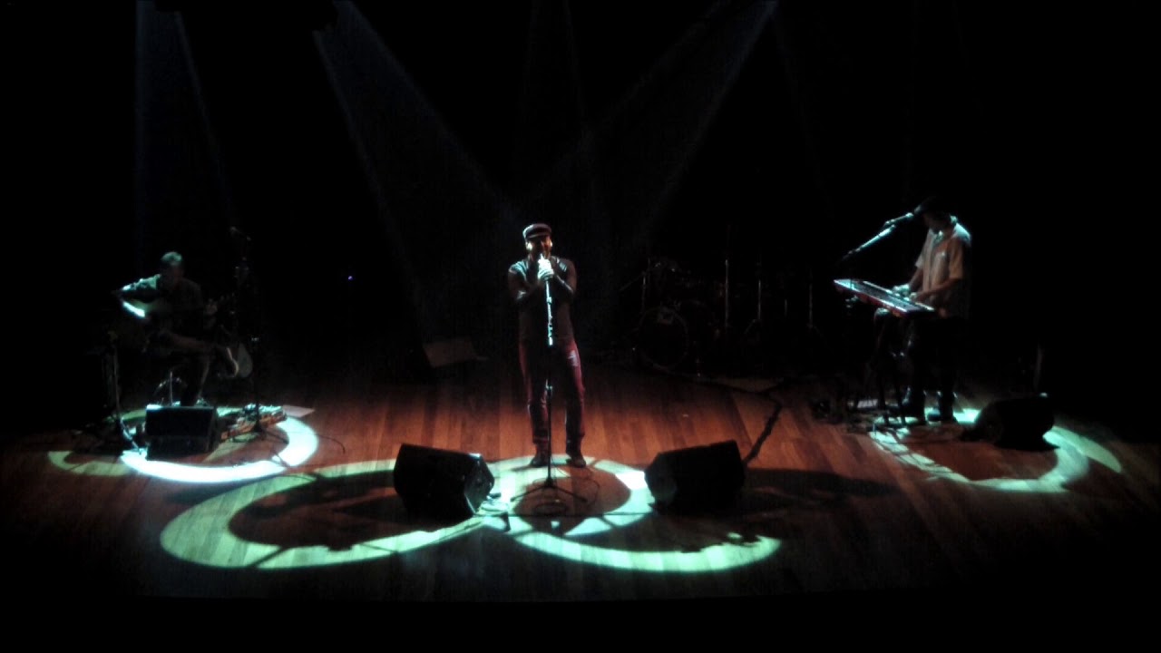 Turmalina - Bruno Batista - Baga&ccedil;a no Teatro It&aacute;lia em S&atilde;o Paulo-SP