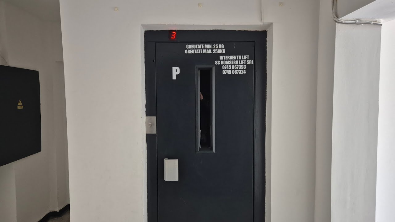 1998 IFMA 2-speed traction elevator (cabin refurbished) at Strada Tecuci 5, bl. V2, Galați, RO