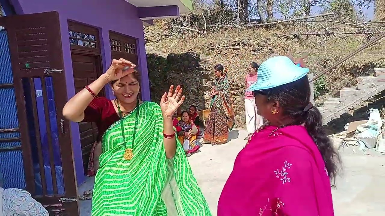 Dance on Holi ☺️