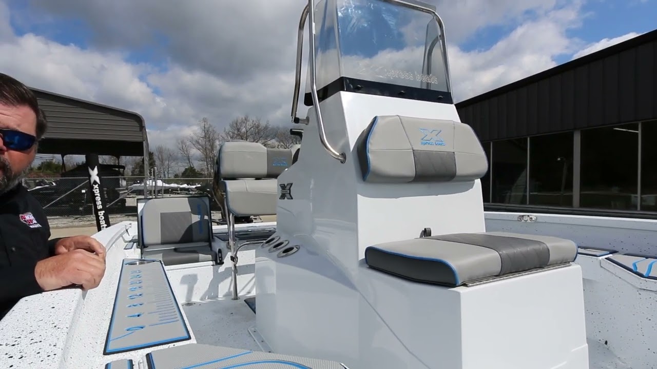 Most Versatile Fishing Boat? Xpress H19 Bay - Wieda's Marine
