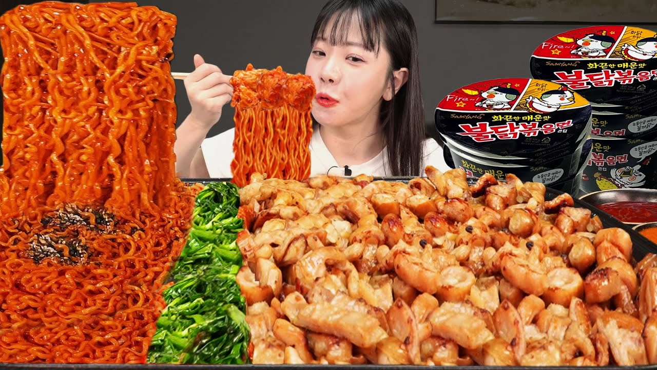 Ешьте 20 порций свинина кишечника (макхан) и пряная огненная лапша EATINGSHOW  samyang ramen mukbang