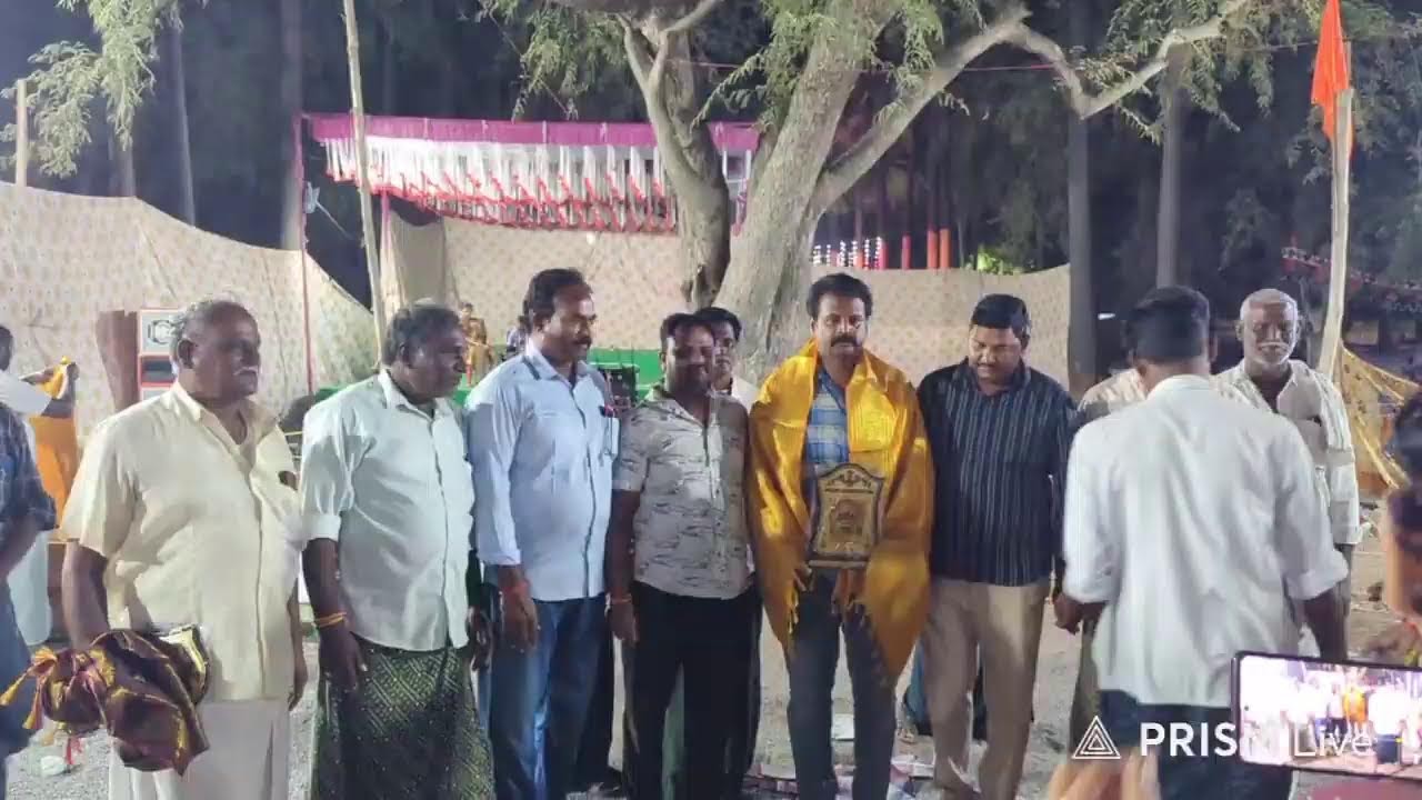 నాదెండ్ల ఎడ్ల పందాలు సీనియర్స్ విభాగంలో విజేతలకు బహుమతులు ప్రదానం.