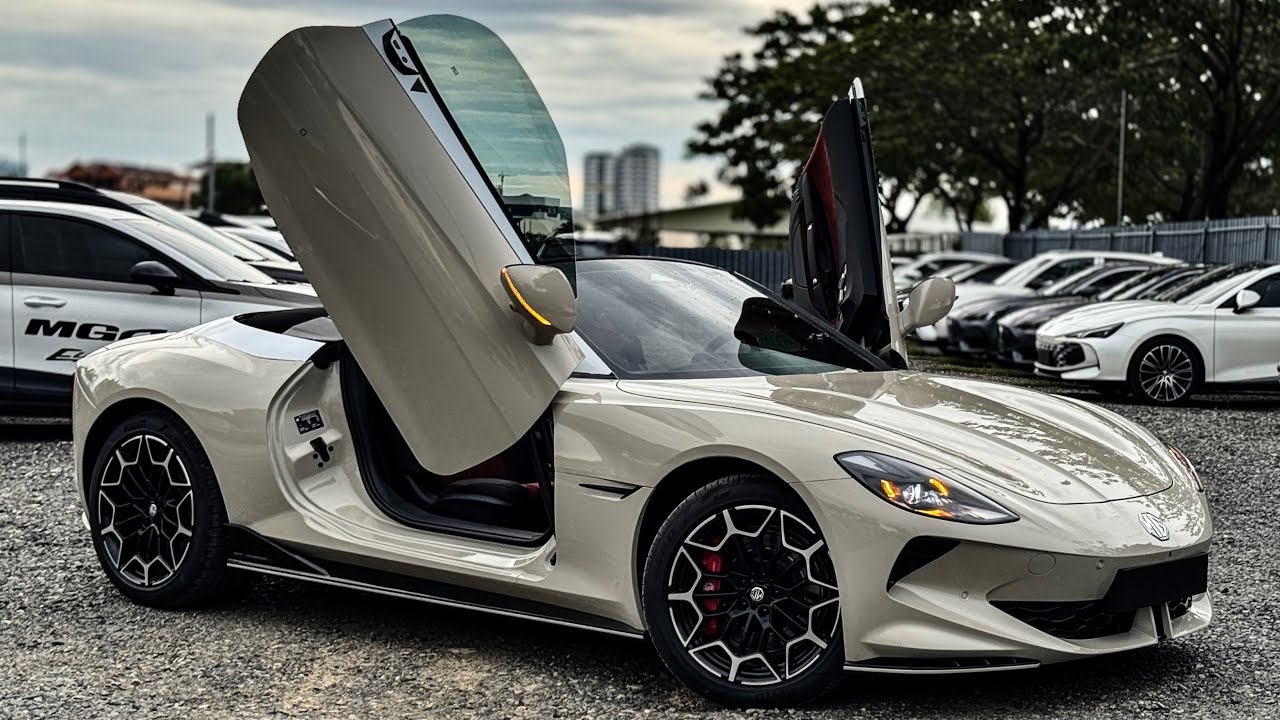 New 2025 MG Cyberster Luxury Sport Review 4K