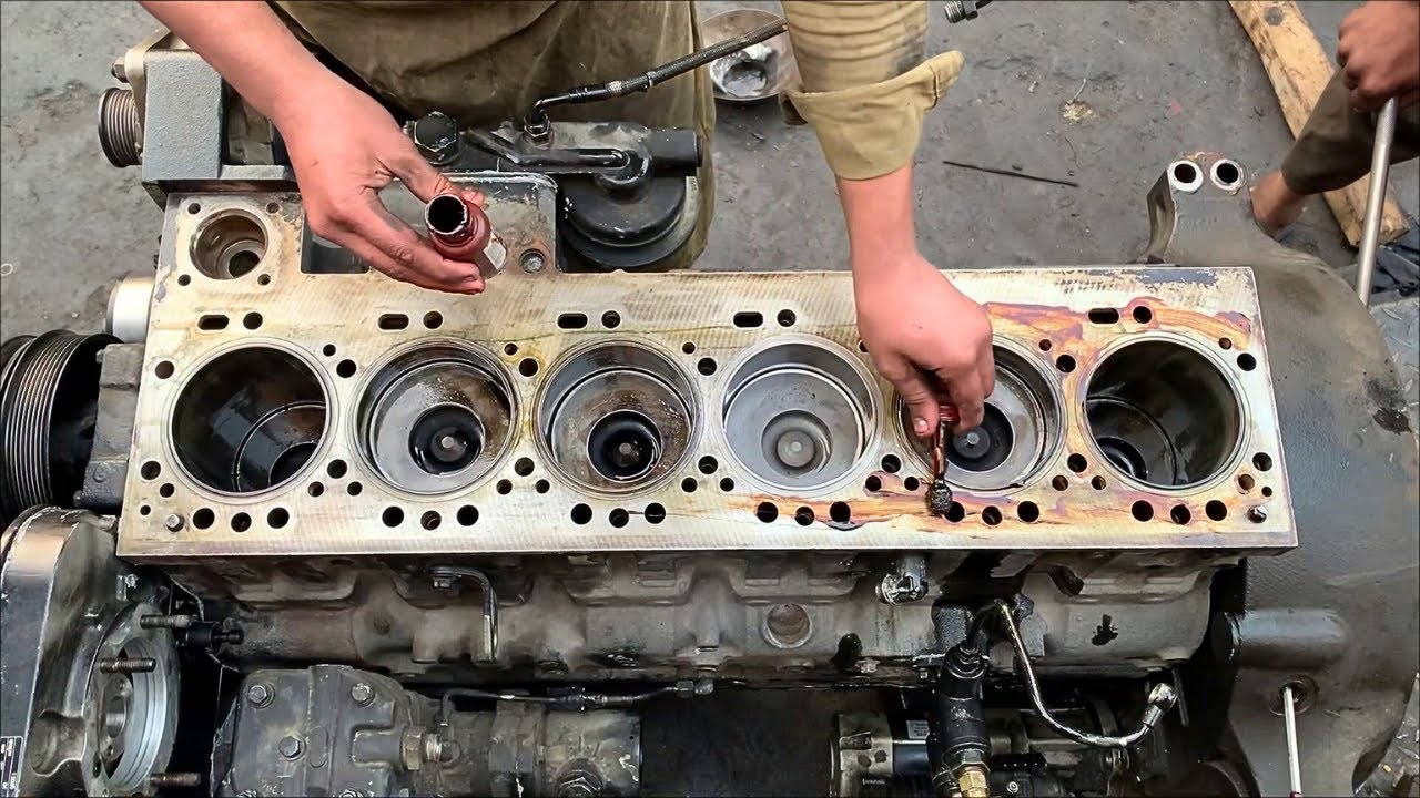 Coolant Mixed with Oil Destroyed This Engine | DONGFENG Cement Truck Seized Engine Rebuild