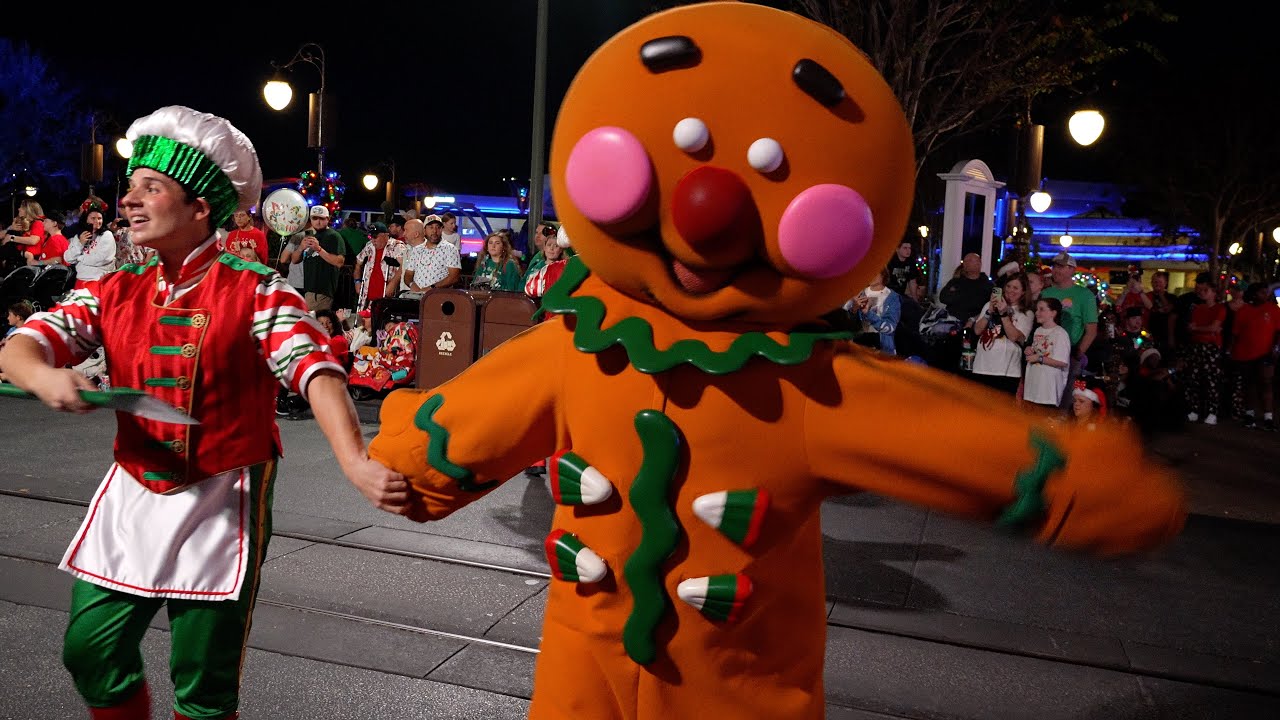 Disney's Very Merry: Cookies, Fireworks, and Parade