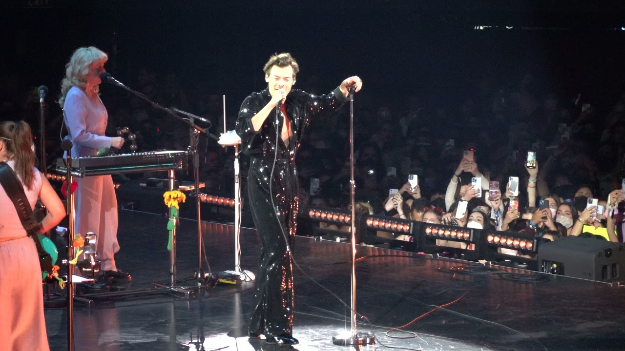 Harry Styles - Adore You (Los Angeles 19 November 2021)