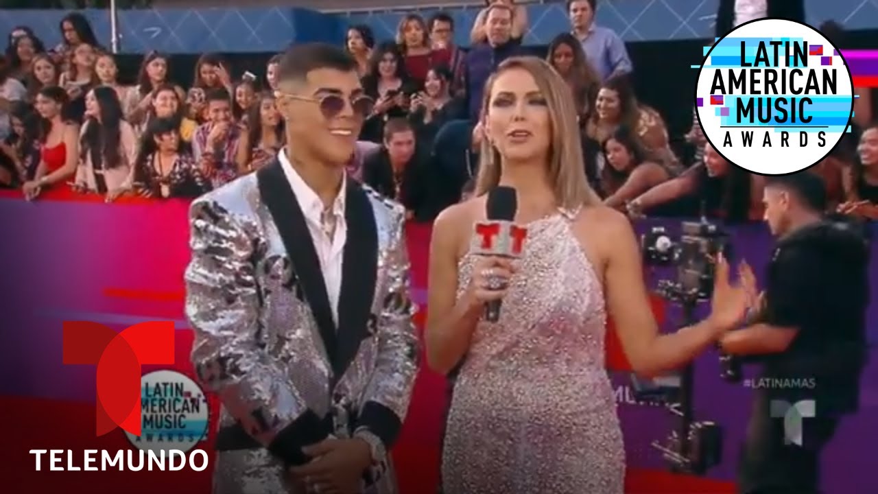 Lunay revela su estado sentimental y Anuel lo sorprende | Latin AMAs 2019