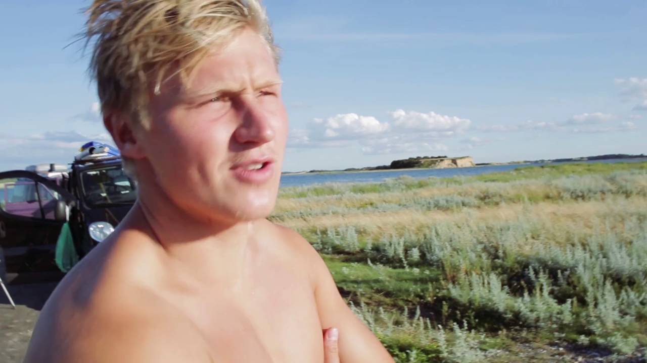 Slingshot team rider Mads Wollesen