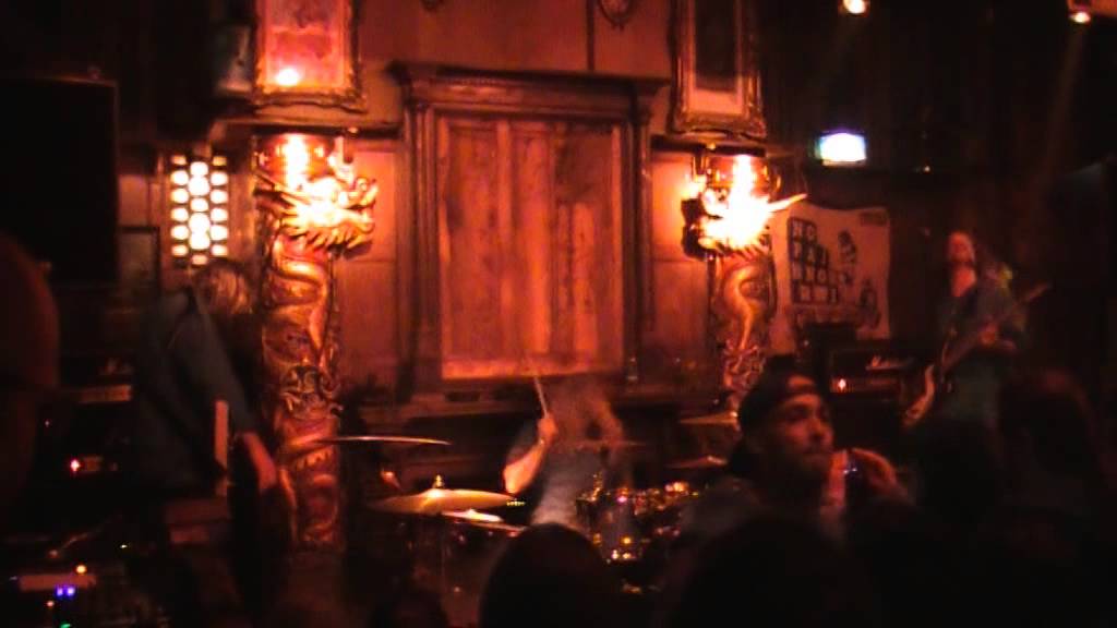 KILMINISTER feat. MIKKEY DEE : Overkill