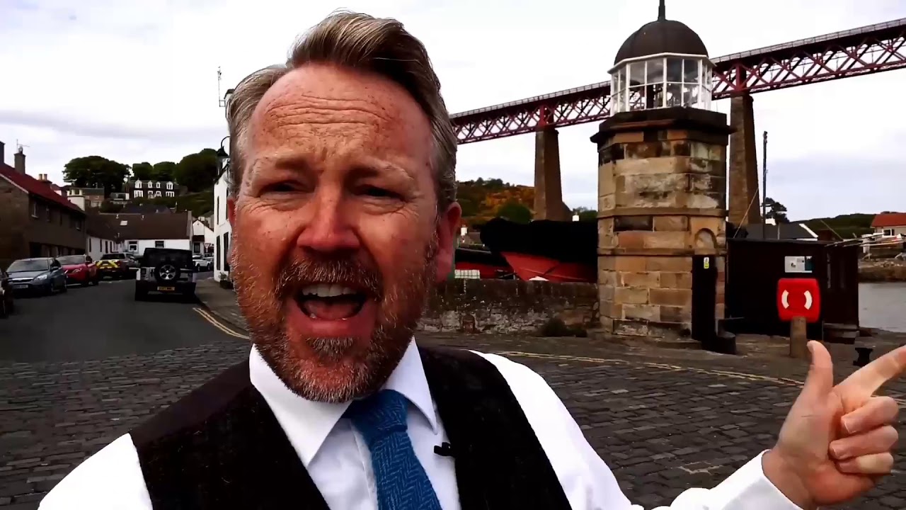 North Queensferry Signal House and Harbour Light Tower.
