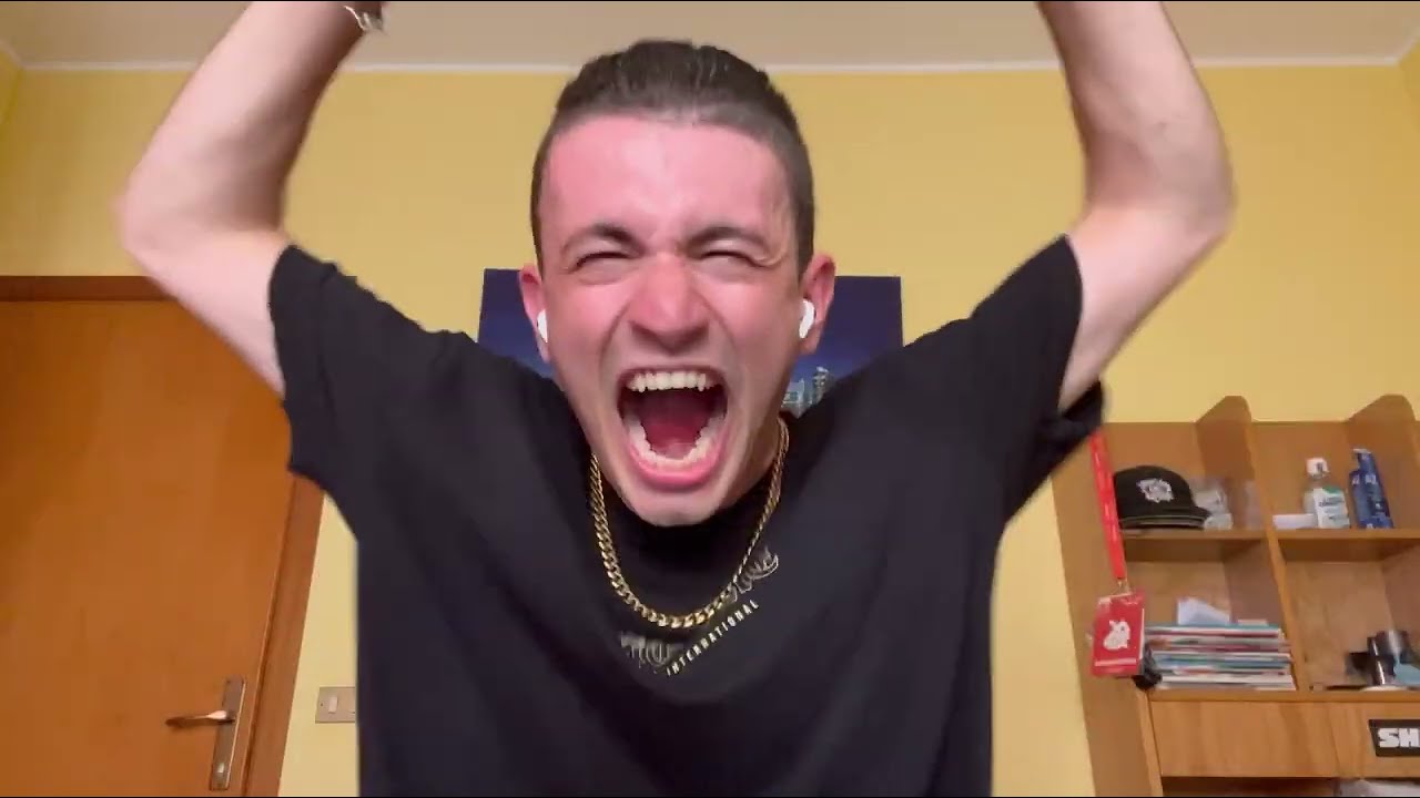 CRAZY GUY INSANE FOR 10 MINUTES 😳🔥