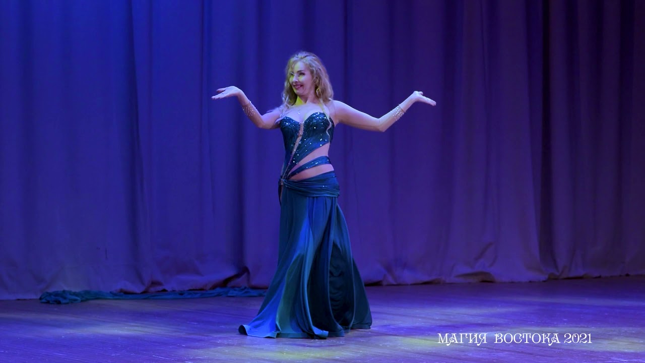 Lana Terra bellydance star 
