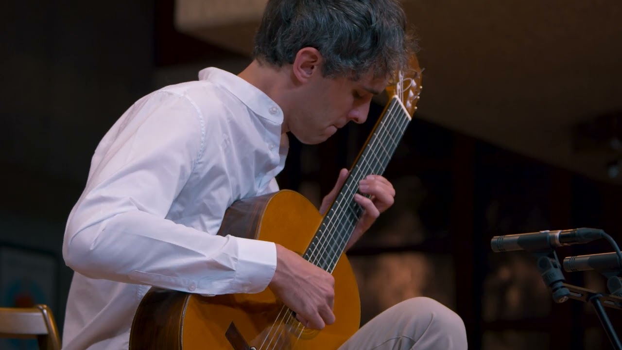 Pierre Willimann plays 