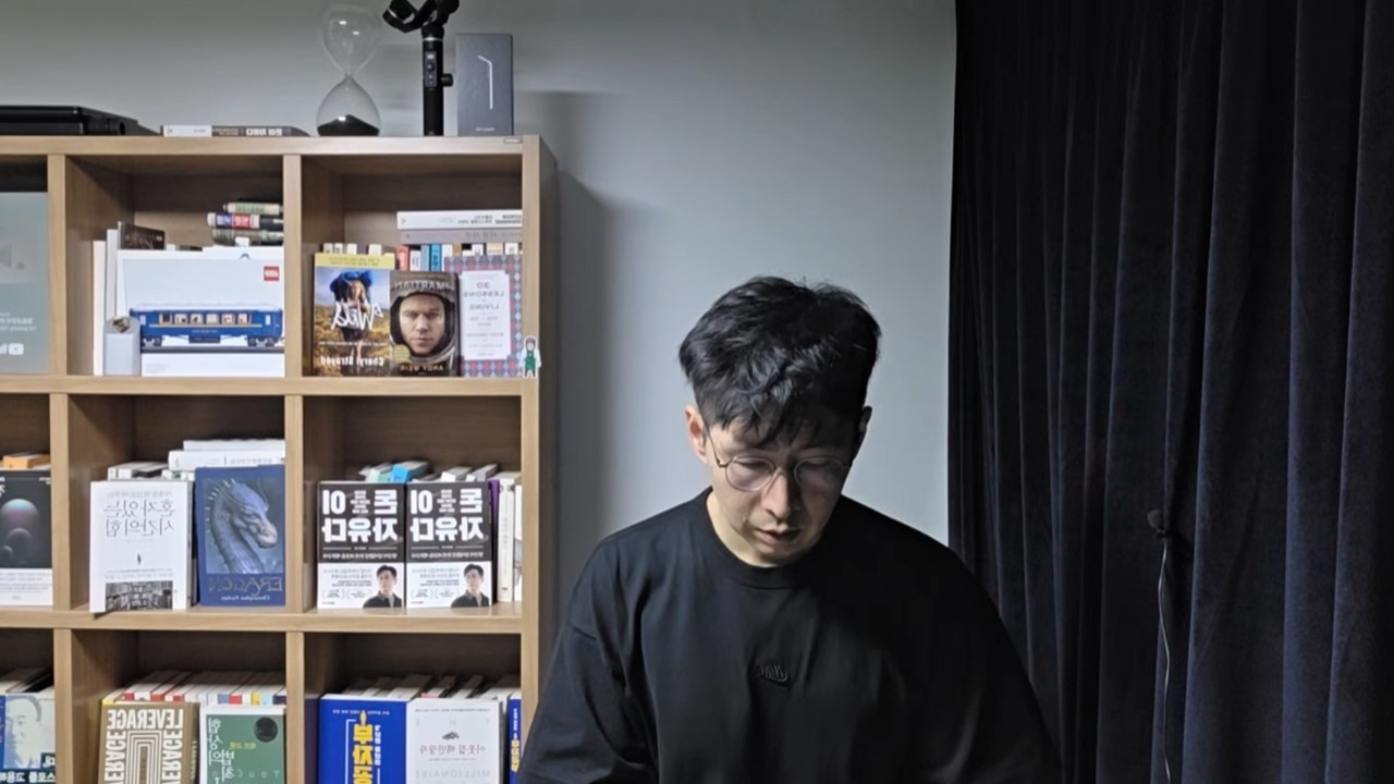 죄송합니다 정말 고민 많이하고 올립니다 댓글 부탁드립니다