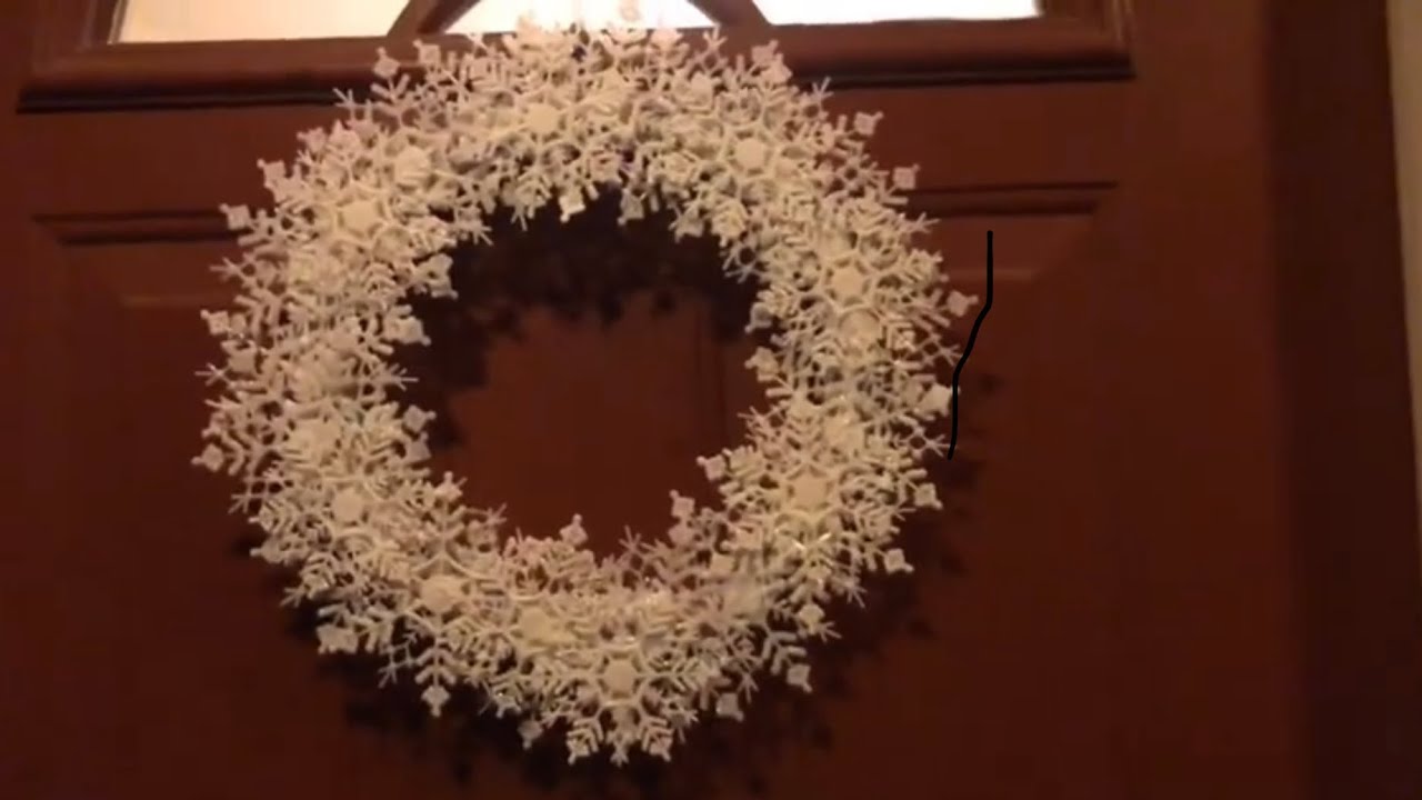 Snowflake Wreath • Dollar Tree $5 DIY