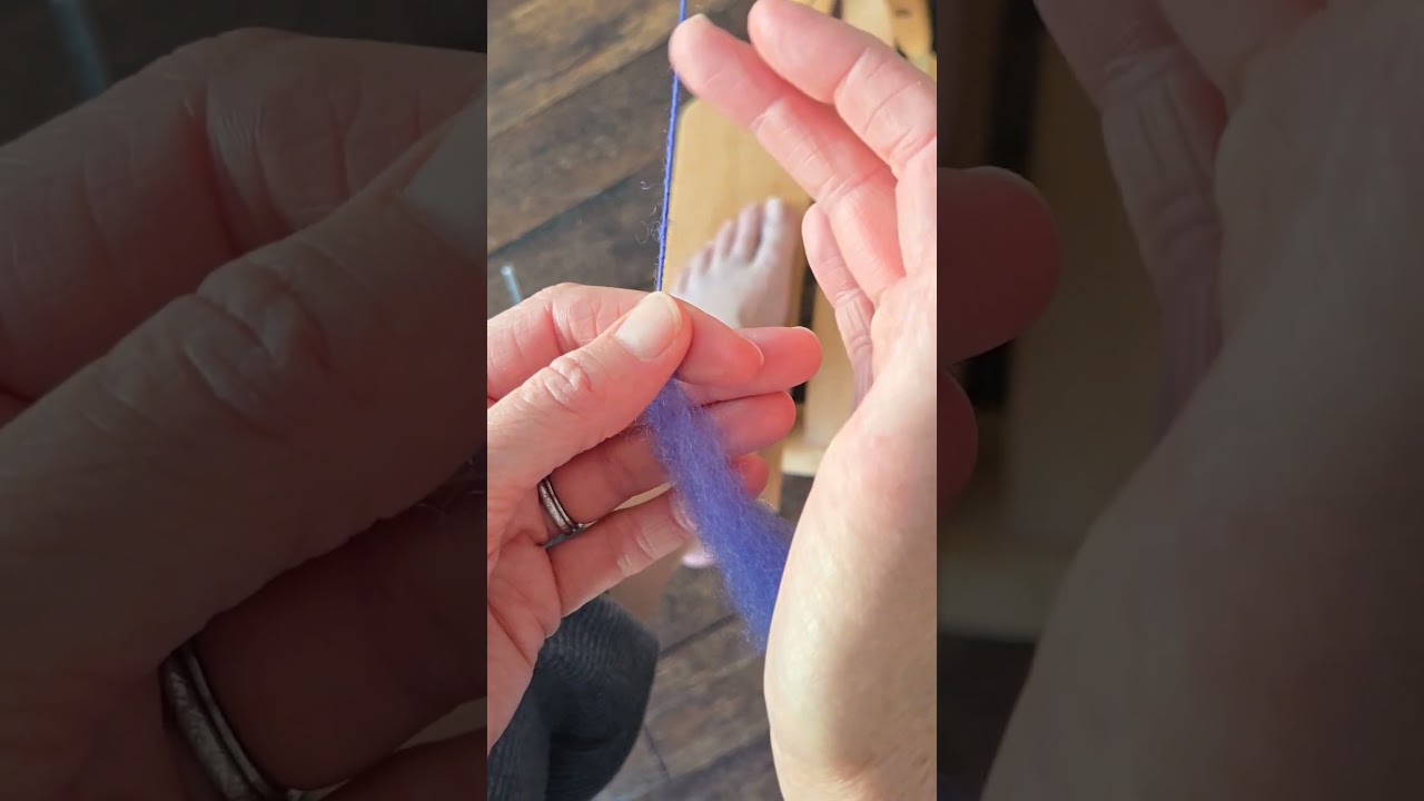 Handspinning yarn tip. #spinningyarn #handspinning #spinningwool #howtospinyarn