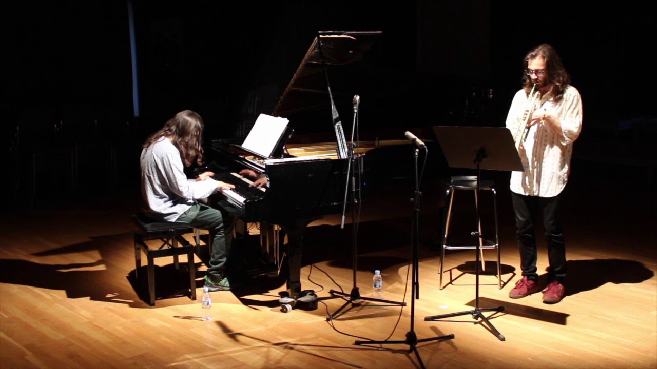Theloscar - Roger Santacana i &Ograve;scar Latorre Duet