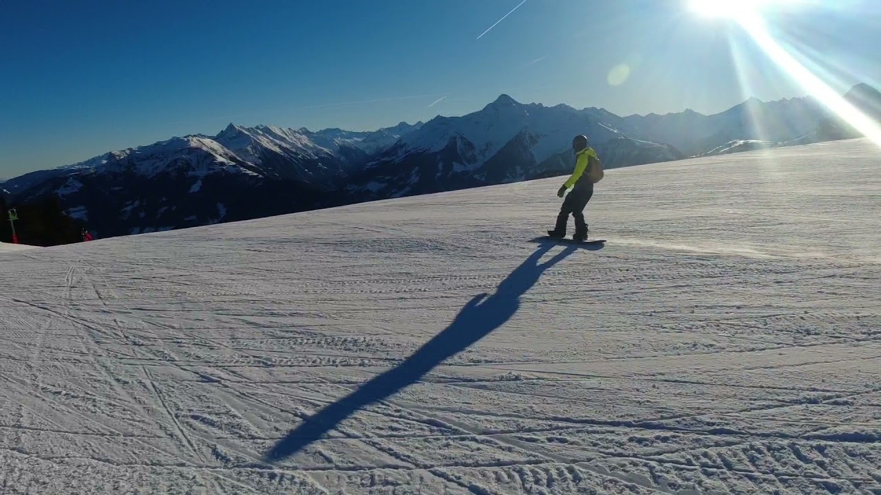 Freak snowboarding in Mayrhofen