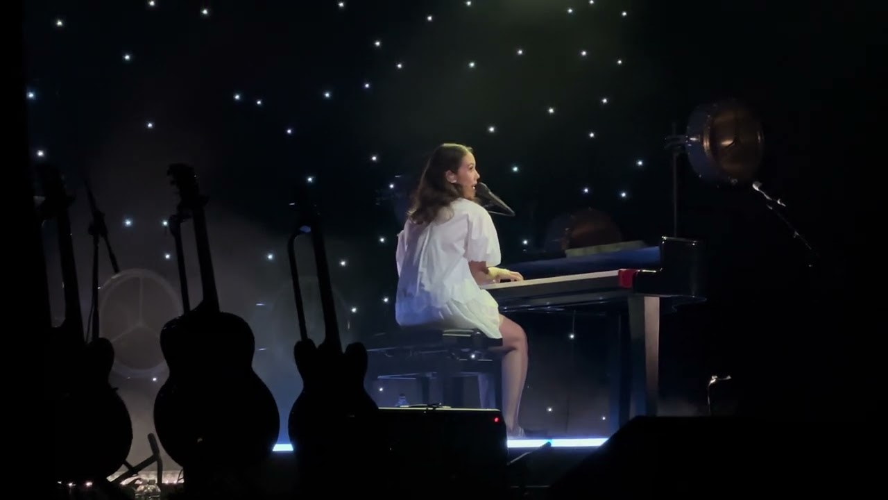 Like the Movies / Nocturne - Laufey (Live at The Theatre at Ace Hotel)
