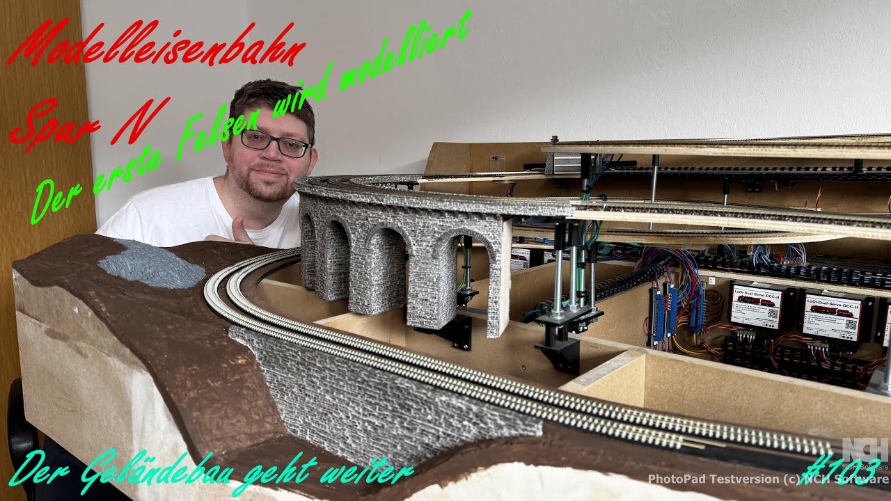 Modelleisenbahn Spur N das erste Gelände mit Felsen entsteht Geländegestaltung mit Gipsbinden & Gips