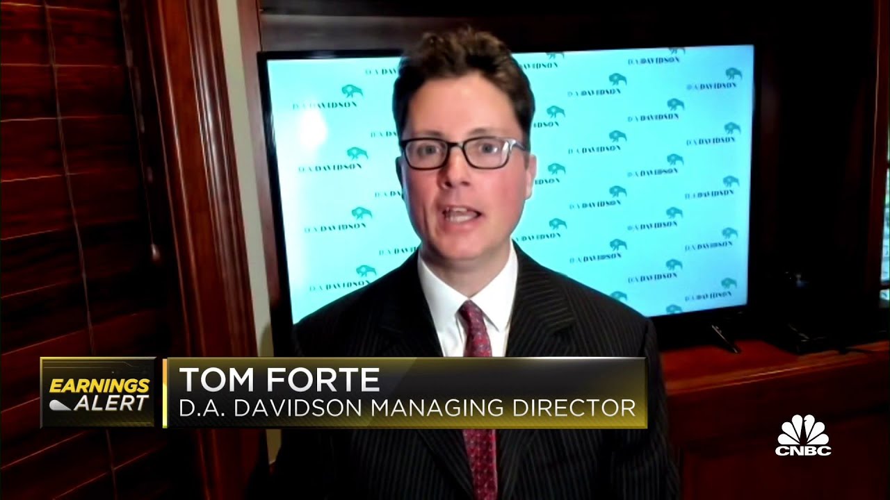 Cloud and advertising offset Amazon e-commerce slowdown, says D.A. Davidson's Forte