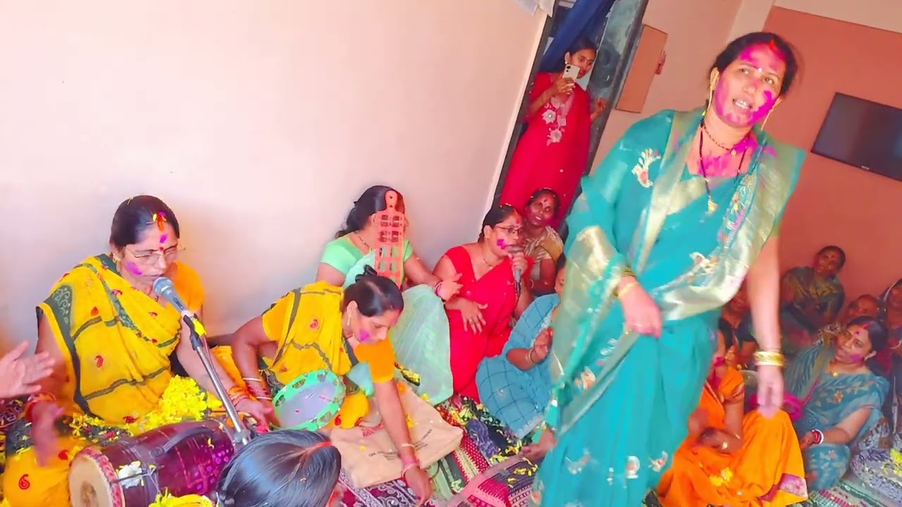  🙏Shiv charcha 🔱 geet 🫟 Holi khele Charni Bhawani||shiv bhajan 🙏||new #trending #song , Nirmala geet
