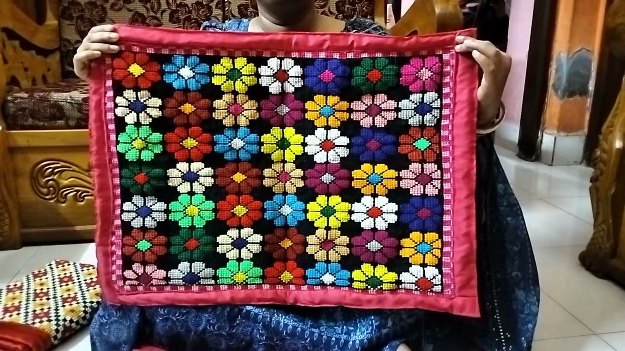 বসার আসন অথবা টেবিল ক্লোথ সেলাই
