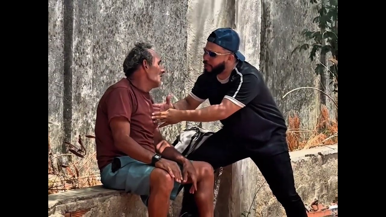 Pegadinha do paisana😂😂