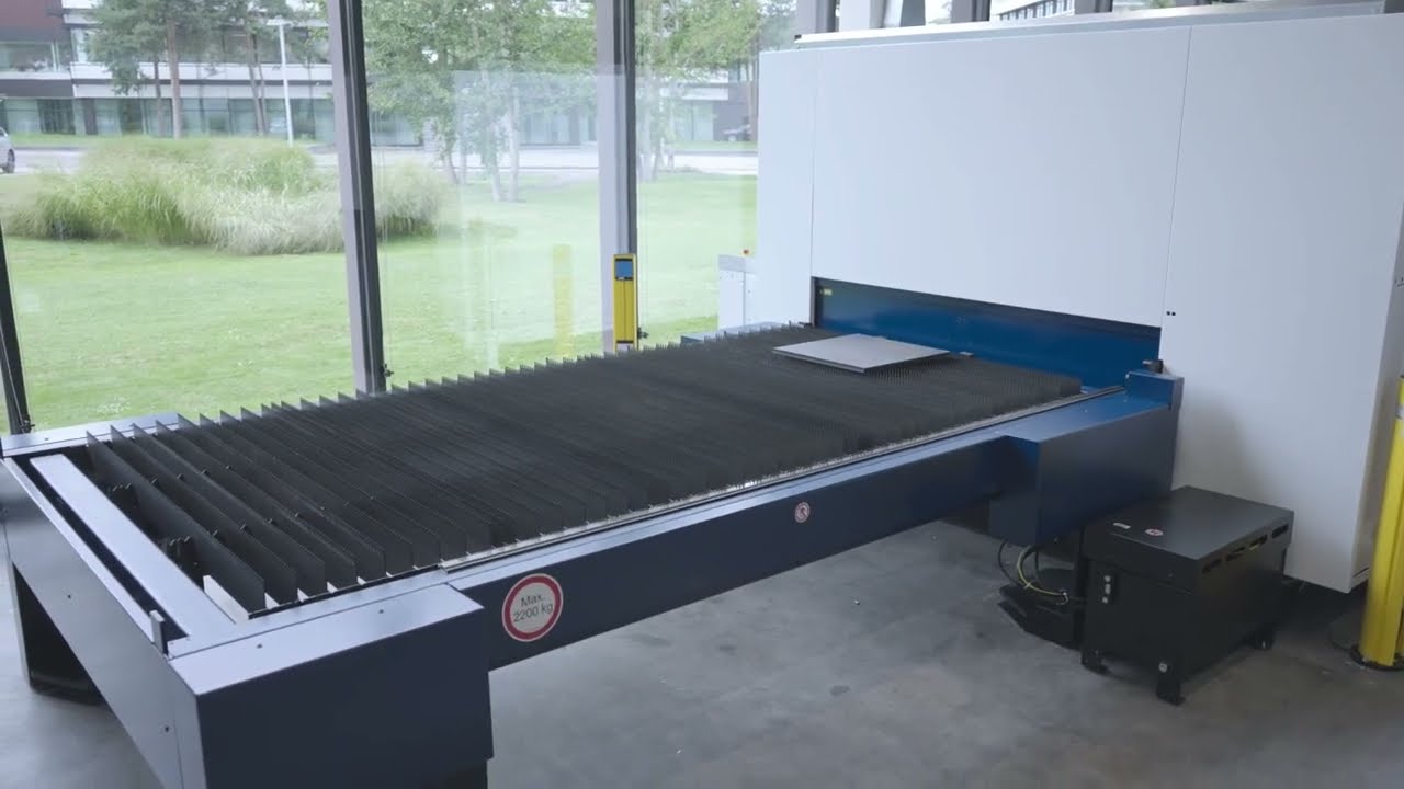 TRUMPF laser cutting: TruLaser Series 1000 – Safety in focus