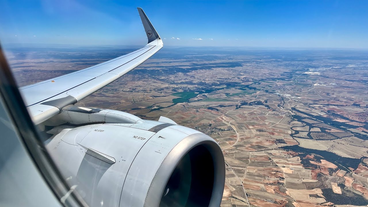 Lufthansa Airbus A320neo Landing at Madrid Barajas Airport | MUC-MAD