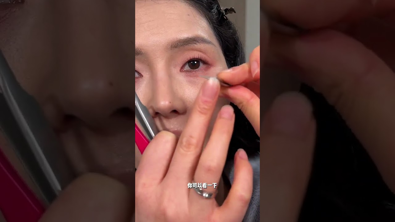 A super detailed tutorial on applying false eyelashes and practicing it. If you still don