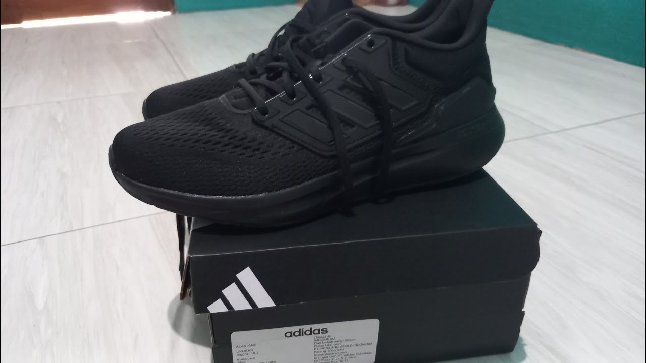UNBOXING ADIDAS EQ21 RUN MEN FULL BLACK, COCOK BUAT LARI & NGANTOR SEHARI-HARI