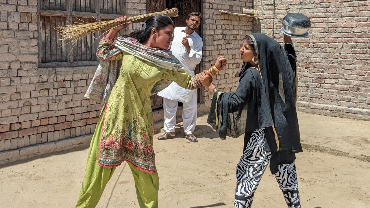 DADHI RUN//funny video top comedy video Dr wajid hussain Mahnoor simran ahmad sher