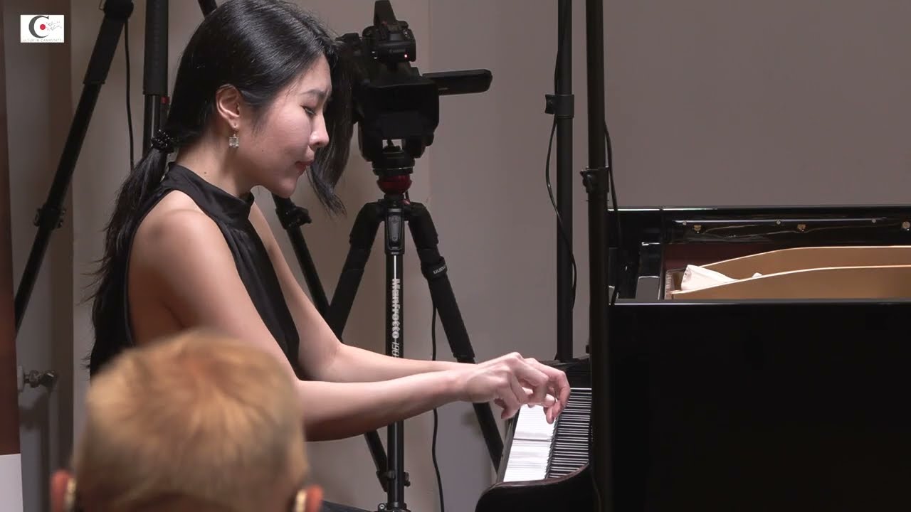 Chloe Jiyeong Mun I Joseph Haydn - Klaviersonate C-Dur Hob XVI:48