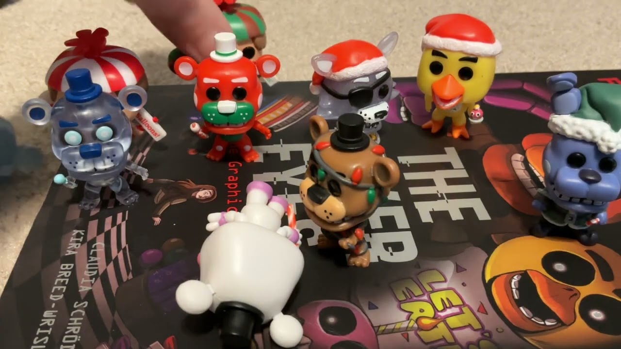 Playing with my FNAF funko pops Ep1