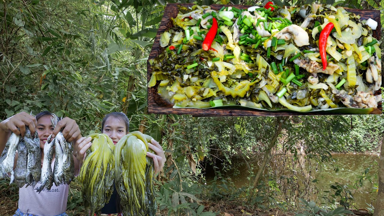 Fried Frog with Pickle Mustard recipe in my village #frog #pickleMustard #friedfrog